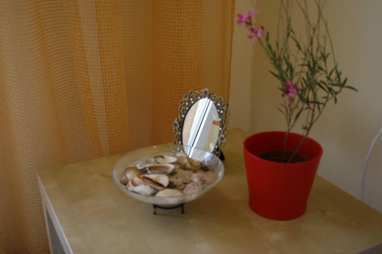 Cosy Apartment By The Sea Metamorfosi  Bagian luar foto