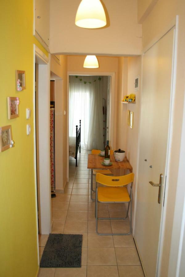 Cosy Apartment By The Sea Metamorfosi  Bagian luar foto