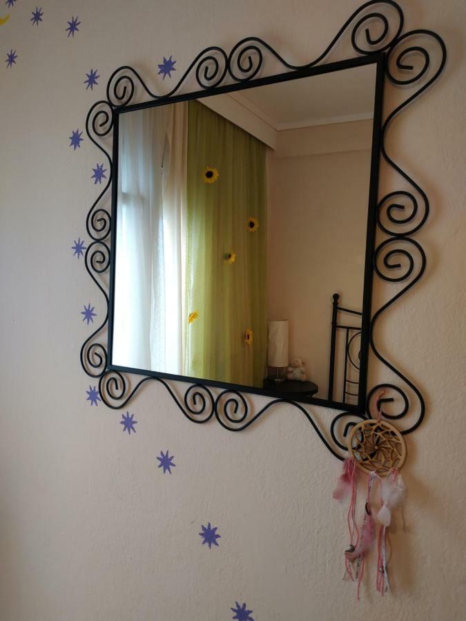 Cosy Apartment By The Sea Metamorfosi  Bagian luar foto